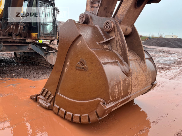 Лизинг на Cat 374FL Cat 374FL: слика 14
