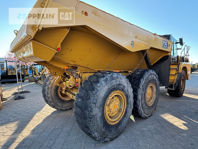 Зглобен истоварувач Cat 725-04A: слика 7
