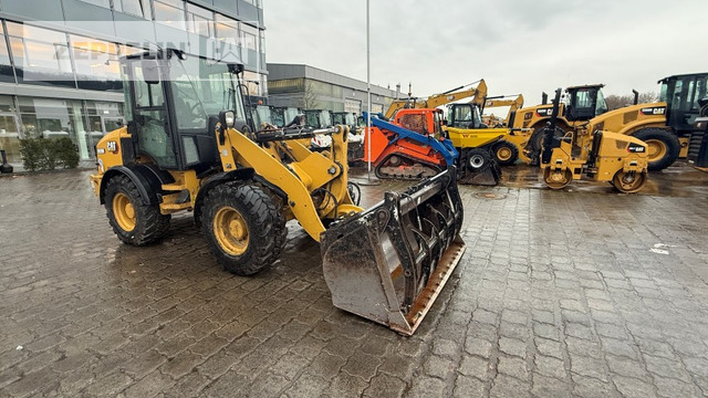 Cat 908M - Натоварувач на тркала: слика 3 Cat 908M - Натоварувач на тркала: слика 3