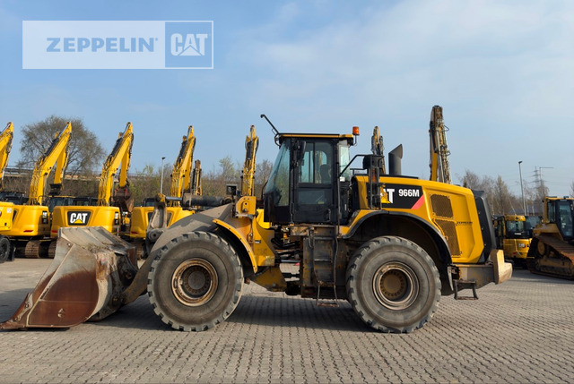 Cat 966M - Натоварувач на тркала: слика 1 Cat 966M - Натоварувач на тркала: слика 1