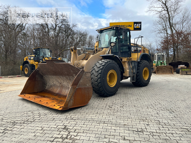Cat 966M - Натоварувач на тркала: слика 1 Cat 966M - Натоварувач на тркала: слика 1