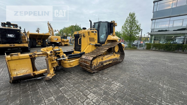 Булдожер Cat D6NMP: слика 1