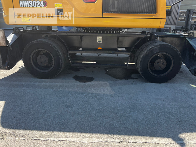 Справувач со отпад/ Индустрија Cat MH3024-06C: слика 12