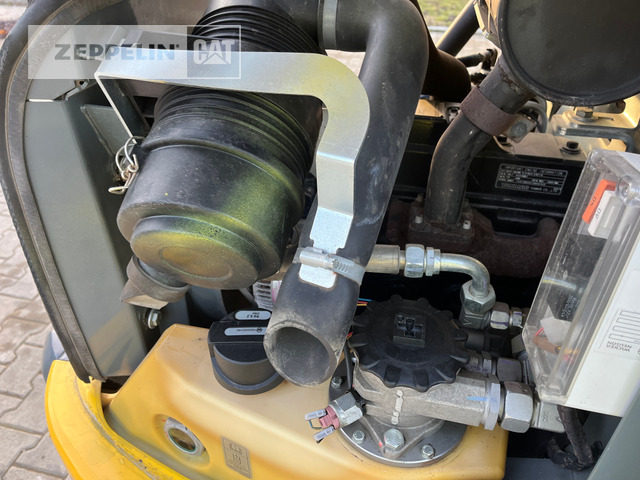 Натоварувач на тркала Kramer 5035: слика 29