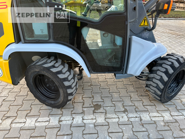 Натоварувач на тркала Kramer 5035: слика 10