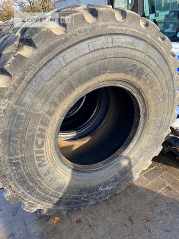 Michelin 4x 20.5R25XHA - Гума за Градежна машина: слика 2 Michelin 4x 20.5R25XHA - Гума за Градежна машина: слика 2