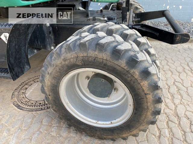 Багер на тркала Zeppelin ZM110: слика 17