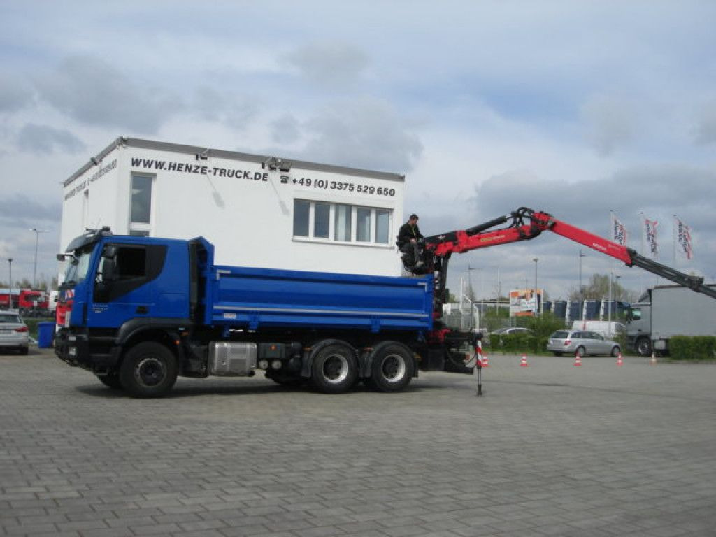 Iveco TRACKER 260T50 6x4 3-Achs Kipper Heckkran Espilo - Камион со кран, Кипер: слика 3 Iveco TRACKER 260T50 6x4 3-Achs Kipper Heckkran Espilo - Камион со кран, Кипер: слика 3