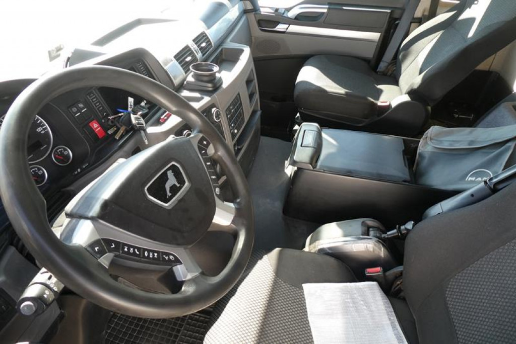 Лизинг на MAN TG-S 35.460 8x6 4 Achs Muldenkipper Meiller 18m³ MAN TG-S 35.460 8x6 4 Achs Muldenkipper Meiller 18m³: слика 15 Лизинг на MAN TG-S 35.460 8x6 4 Achs Muldenkipper Meiller 18m³ MAN TG-S 35.460 8x6 4 Achs Muldenkipper Meiller 18m³: слика 15