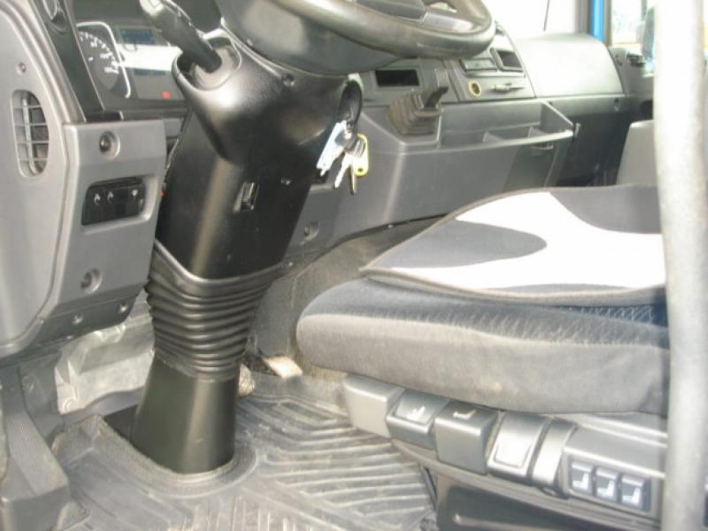MERCEDES-BENZ Atego 1524 K Absetzkipper TOP +Funkfernbed. - Камион за подигање контејнери: слика 3 MERCEDES-BENZ Atego 1524 K Absetzkipper TOP +Funkfernbed. - Камион за подигање контејнери: слика 3