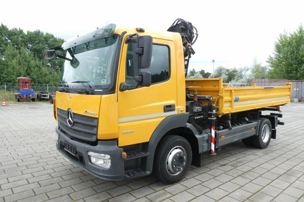 Mercedes-Benz Atego 1224 K 2-Achs Kipper Kran 2x Hdr Ausschub - Кипер, Камион со кран: слика 3 Mercedes-Benz Atego 1224 K 2-Achs Kipper Kran 2x Hdr Ausschub - Кипер, Камион со кран: слика 3