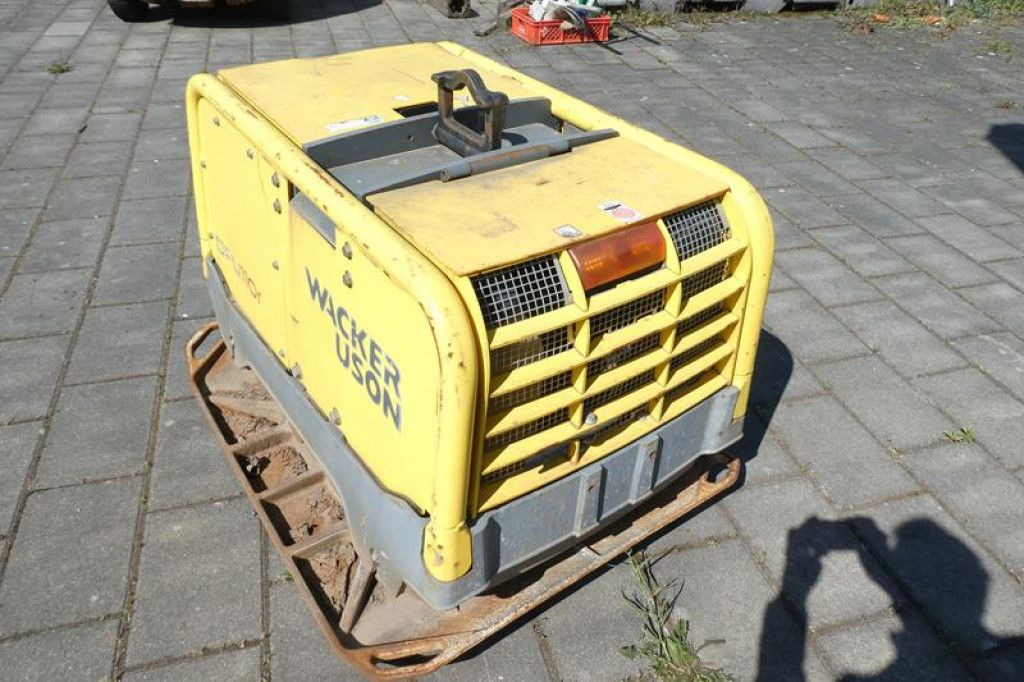 Wacker Rüttelplatte DPU 110rLem970 Baumaschine inkl. Fe - Вибрациска плоча: слика 5 Wacker Rüttelplatte DPU 110rLem970 Baumaschine inkl. Fe - Вибрациска плоча: слика 5