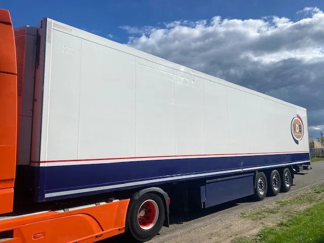 Krone koelvries met TK en onderschuifklep , aslift, - Полуприколка ладилник: слика 3 Krone koelvries met TK en onderschuifklep , aslift, - Полуприколка ладилник: слика 3