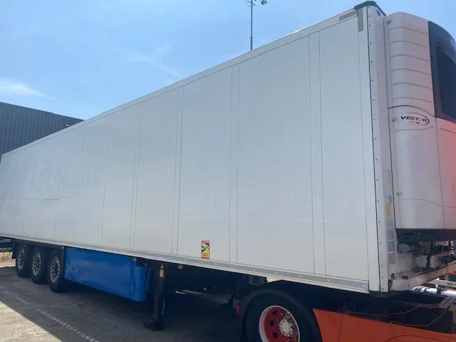 Schmitz Cargobull SCB 53B koelvries met carrier vector 1950MT 2 temp en tussenwand, - Полуприколка ладилник: слика 2 Schmitz Cargobull SCB 53B koelvries met carrier vector 1950MT 2 temp en tussenwand, - Полуприколка ладилник: слика 2