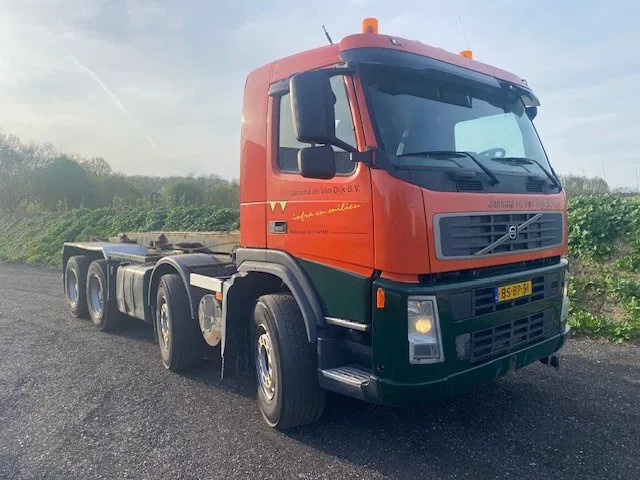 Volvo FM 440 8x4 ,containersysteem, handgeschakeld, luchtvering, naafreductie... - Камион со кабелски систем: слика 2 Volvo FM 440 8x4 ,containersysteem, handgeschakeld, luchtvering, naafreductie... - Камион со кабелски систем: слика 2