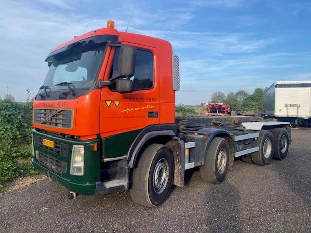 Volvo FM 440 8x4 ,containersysteem, handgeschakeld, luchtvering, naafreductie... - Камион со кабелски систем: слика 1 Volvo FM 440 8x4 ,containersysteem, handgeschakeld, luchtvering, naafreductie... - Камион со кабелски систем: слика 1