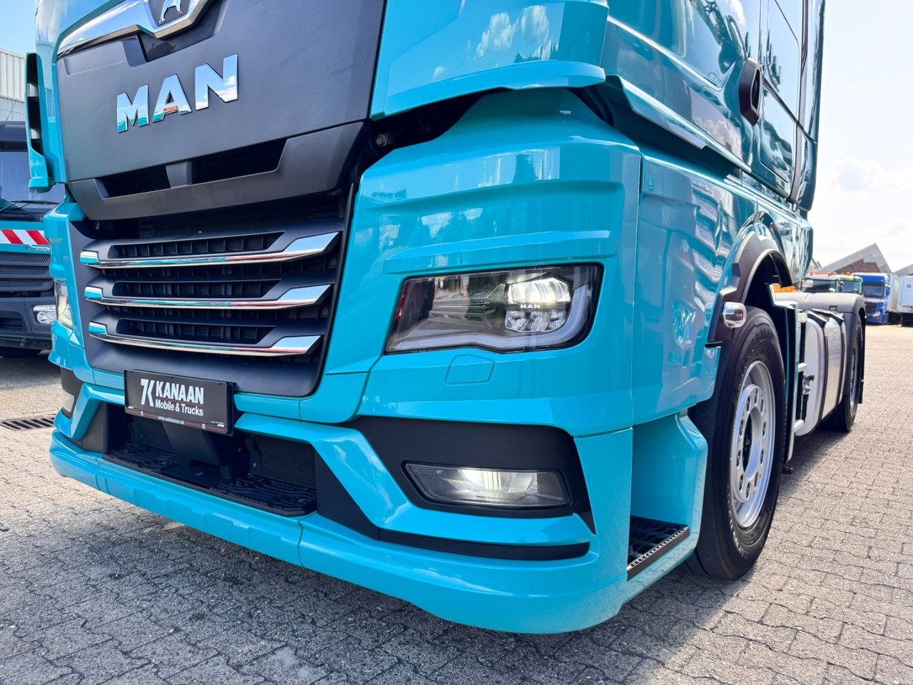 MAN 18.510 TGX 4x2 BL GX 2x Tanks TOP Ausstattung - Камион влекач: слика 3 MAN 18.510 TGX 4x2 BL GX 2x Tanks TOP Ausstattung - Камион влекач: слика 3