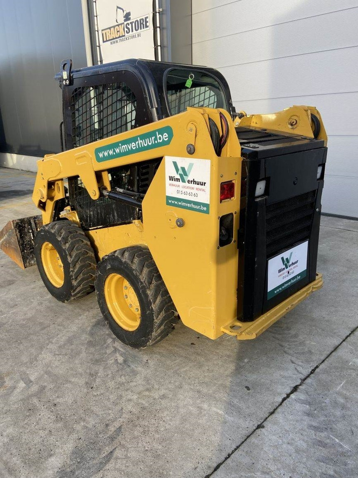 CAT 226 D3 (5867) - Компактен натоварувач: слика 2 CAT 226 D3 (5867) - Компактен натоварувач: слика 2