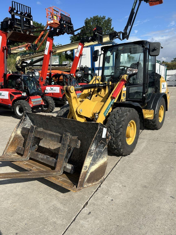 CAT 906 (9145) - Земјоделски натоварувач: слика 3 CAT 906 (9145) - Земјоделски натоварувач: слика 3