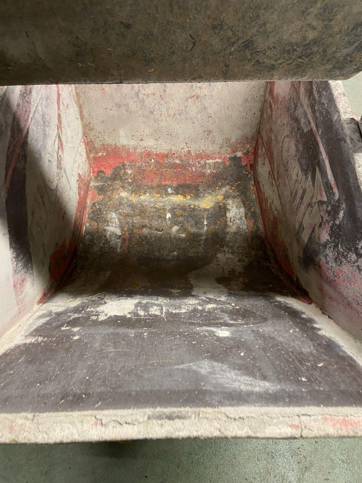 Hinowa HS1102 (4350)  - Мини истоварувач: слика 2 Hinowa HS1102 (4350)  - Мини истоварувач: слика 2