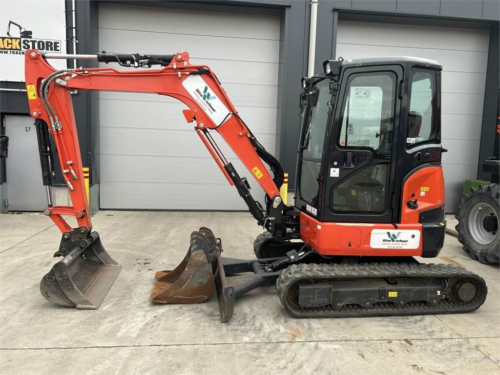 Kubota U36-4 (8598) - Мини багер: слика 1 Kubota U36-4 (8598) - Мини багер: слика 1