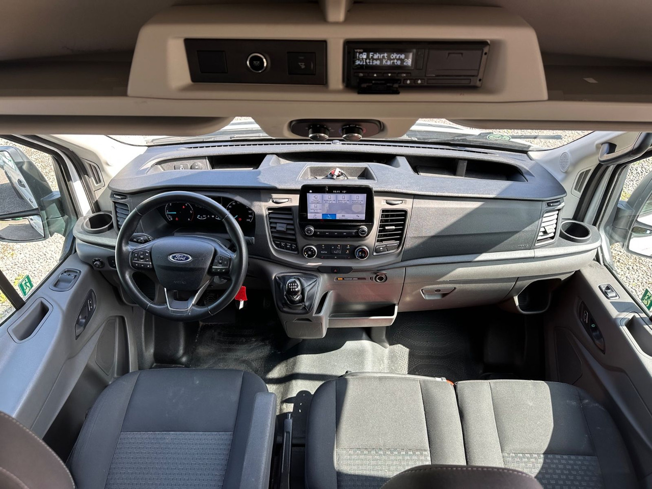 Ford Transit (Klima*PDC Vo+Hi*18 Sitze) - Минибус, Патничко комбе: слика 5 Ford Transit (Klima*PDC Vo+Hi*18 Sitze) - Минибус, Патничко комбе: слика 5