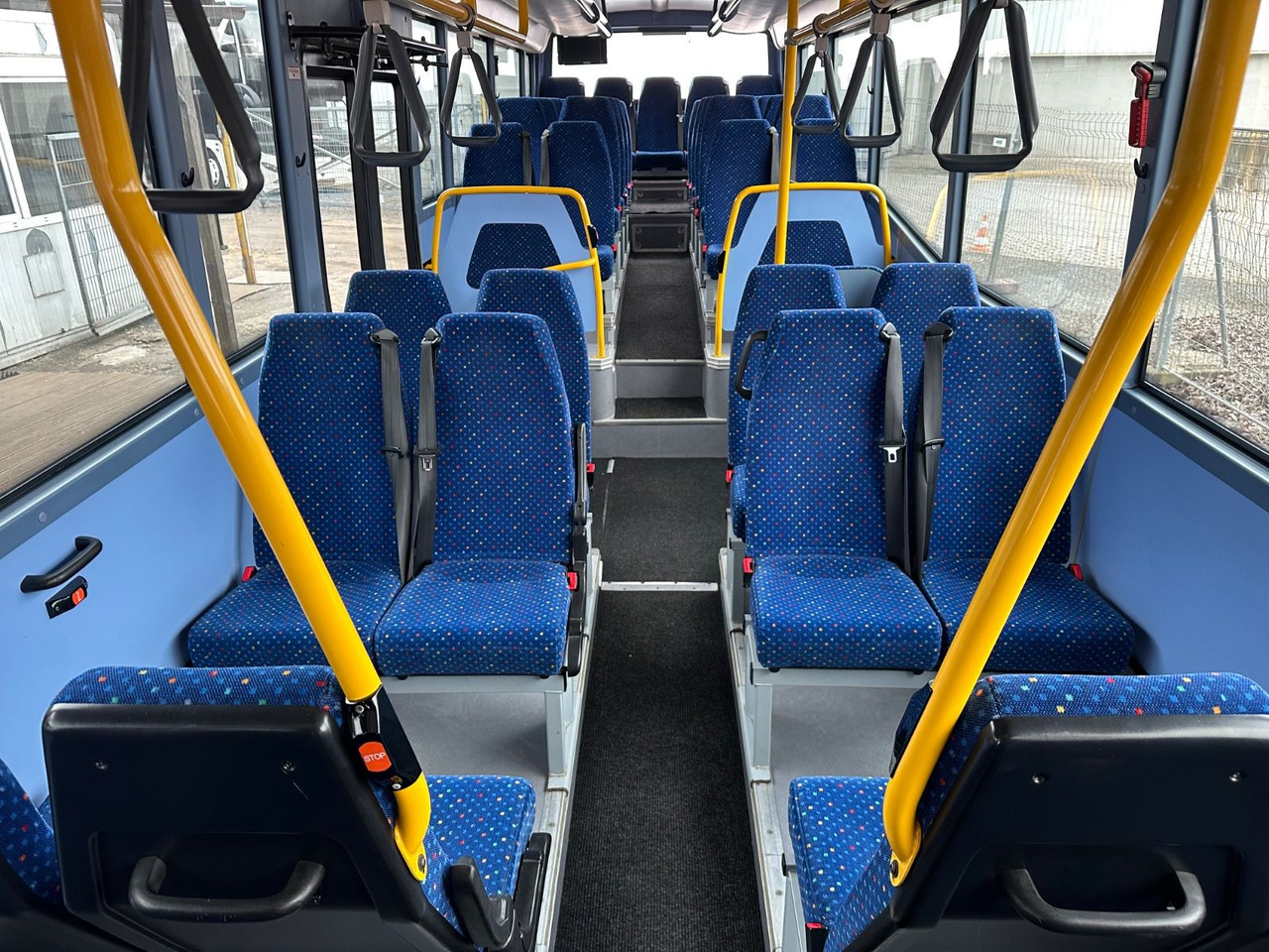 Градски автобус Iveco Irisbus Crossway LE SFR 162 *AC*100 km/h*Schalt Iveco Irisbus Crossway LE SFR 162 *AC*100 km/h*Schalt: слика 6 Градски автобус Iveco Irisbus Crossway LE SFR 162 *AC*100 km/h*Schalt Iveco Irisbus Crossway LE SFR 162 *AC*100 km/h*Schalt: слика 6