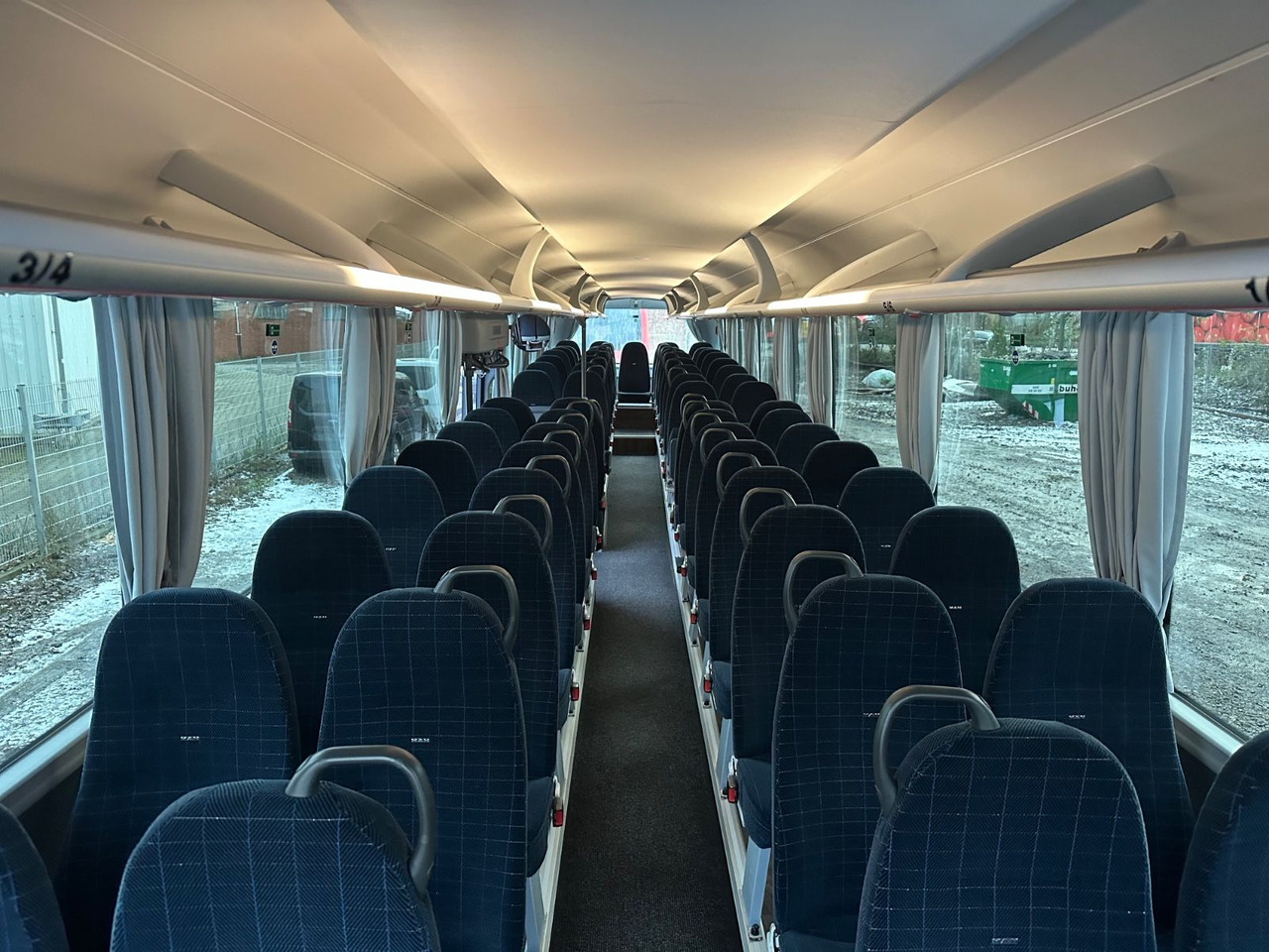 MAN R13 Lions Regio L (65Sitze*251 tKm) - Приградски автобус: слика 5 MAN R13 Lions Regio L (65Sitze*251 tKm) - Приградски автобус: слика 5