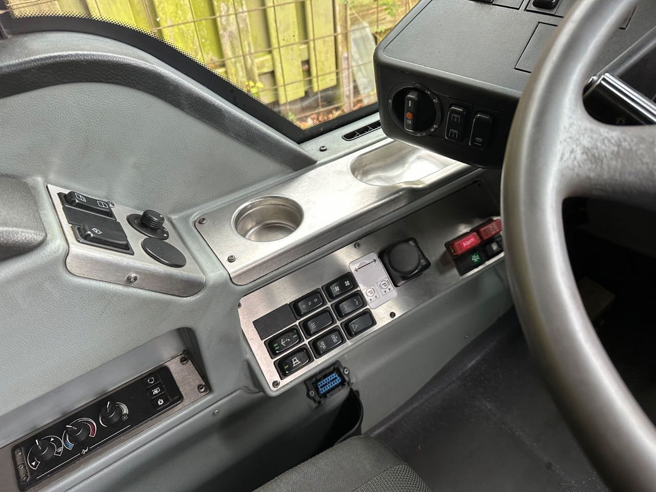 Mercedes-Benz O530 Citaro G (EEV* DE-Bus) - Зглобен автобус: слика 5 Mercedes-Benz O530 Citaro G (EEV* DE-Bus) - Зглобен автобус: слика 5