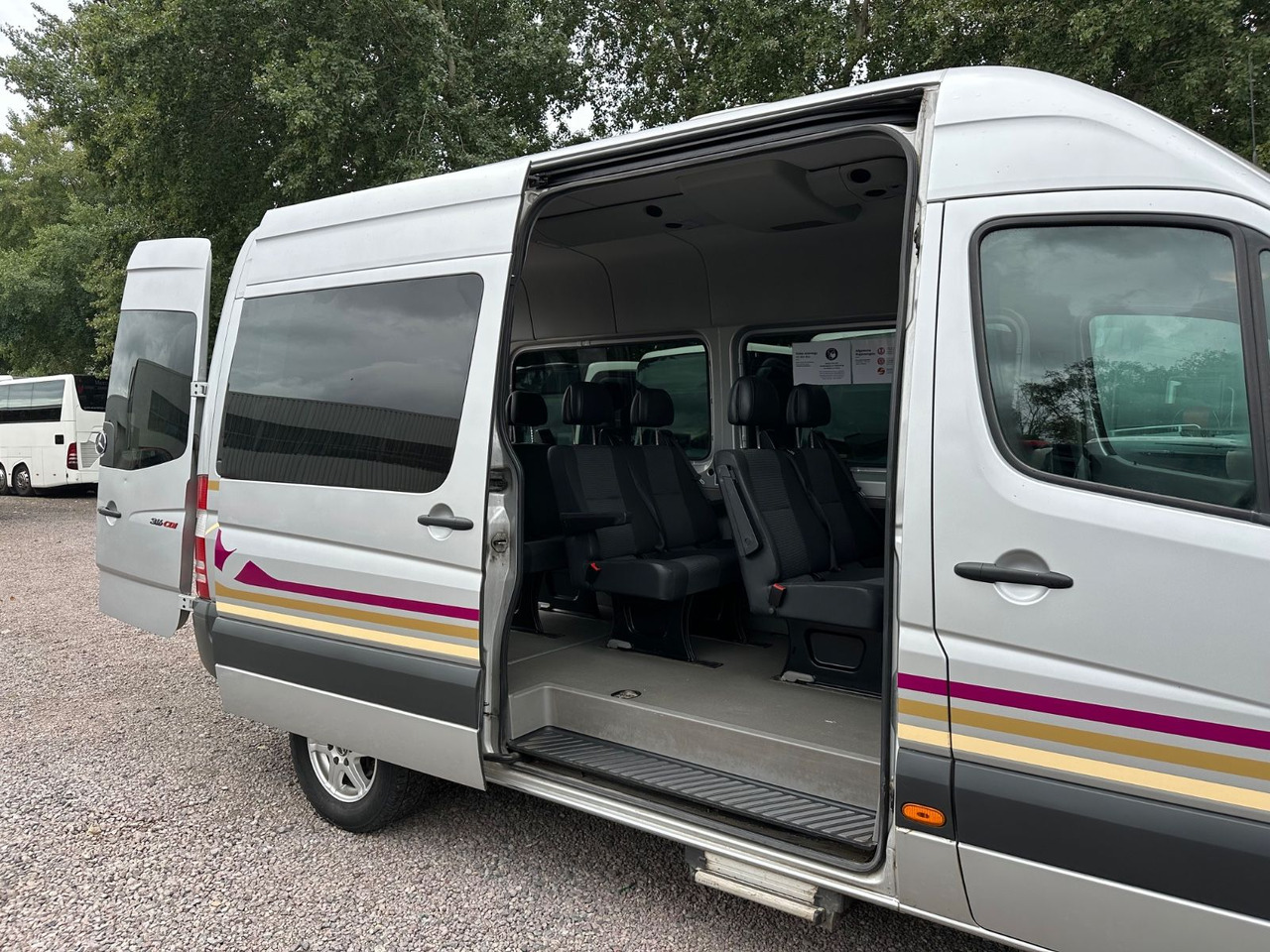 Mercedes-Benz Sprinter 316 CDi (DE*Klima*3,5t) - Минибус, Патничко комбе: слика 3 Mercedes-Benz Sprinter 316 CDi (DE*Klima*3,5t) - Минибус, Патничко комбе: слика 3