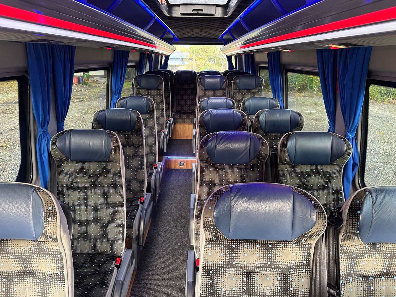 Mercedes-Benz Sprinter 516 CDi (DE*Klima*23 Reisesitze) - Минибус, Патничко комбе: слика 5 Mercedes-Benz Sprinter 516 CDi (DE*Klima*23 Reisesitze) - Минибус, Патничко комбе: слика 5