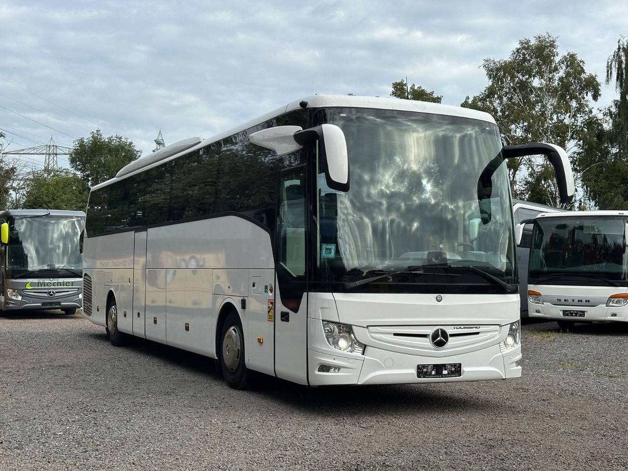 Mercedes-Benz Tourismo E 16 RHD-M/2A (wenig Km*TOP*61 Sitze) - Патнички вагон автобус: слика 1 Mercedes-Benz Tourismo E 16 RHD-M/2A (wenig Km*TOP*61 Sitze) - Патнички вагон автобус: слика 1