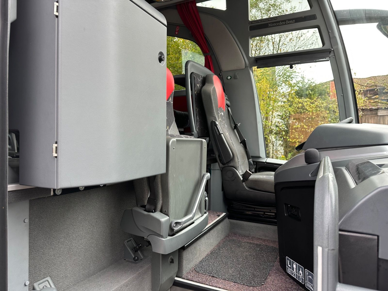 Mercedes-Benz Travego O580 16 RHD-M (LuxLine*TOP*DE) - Патнички вагон автобус: слика 4 Mercedes-Benz Travego O580 16 RHD-M (LuxLine*TOP*DE) - Патнички вагон автобус: слика 4