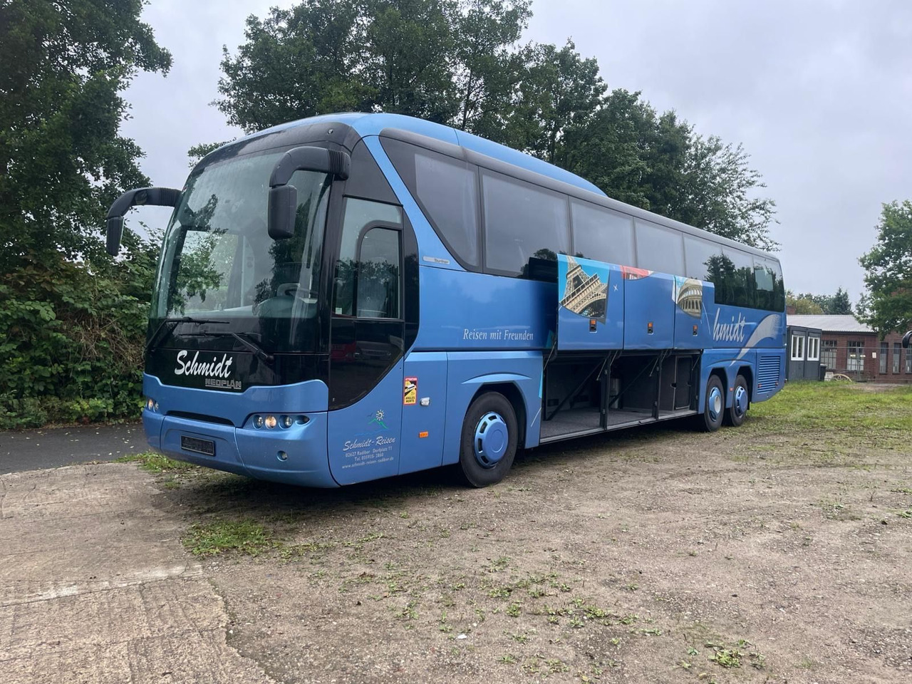 Neoplan Tourliner L P22 (59 Sitze*Schalt*TOP*DE) - Патнички вагон автобус: слика 3 Neoplan Tourliner L P22 (59 Sitze*Schalt*TOP*DE) - Патнички вагон автобус: слика 3