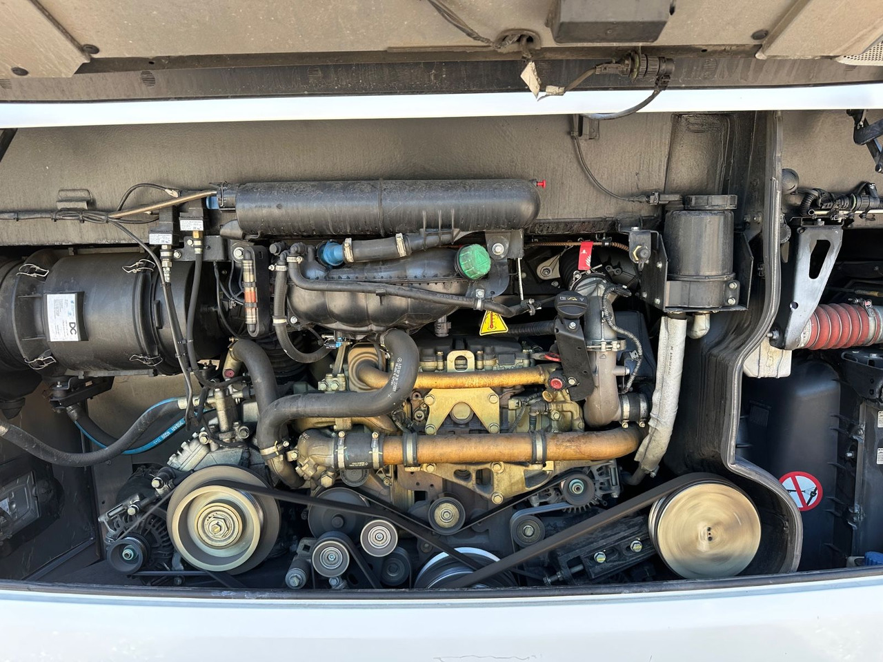 Setra S 415 LE Business (374 tKm*TOP) - Градски автобус: слика 4 Setra S 415 LE Business (374 tKm*TOP) - Градски автобус: слика 4