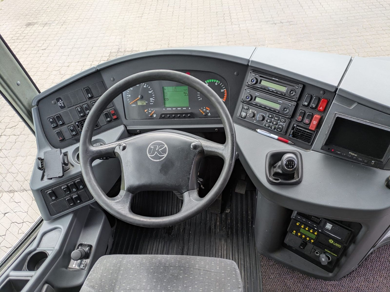 Setra S 416 GT (55 Sitze*WC) - Приградски автобус: слика 3 Setra S 416 GT (55 Sitze*WC) - Приградски автобус: слика 3