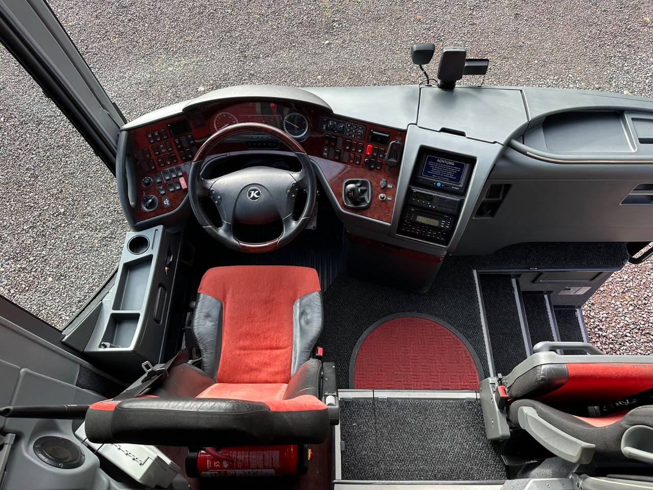 Setra S 416 HDH (V.I.P 2+1 Sitze*Panorama*TOP) - Патнички вагон автобус: слика 5 Setra S 416 HDH (V.I.P 2+1 Sitze*Panorama*TOP) - Патнички вагон автобус: слика 5