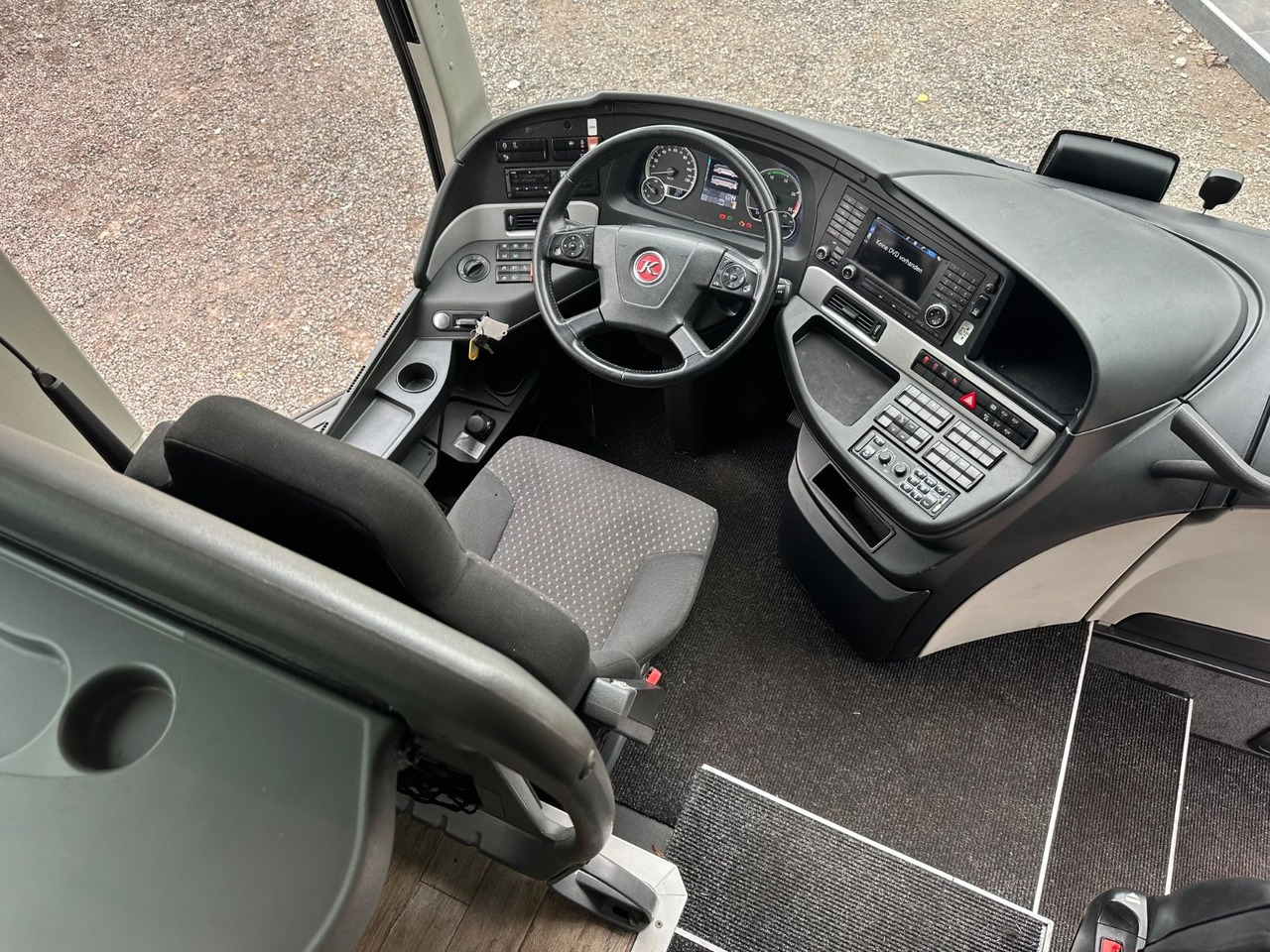 Setra S 516 HD/2A (54 Sitze*DE-Bus) - Патнички вагон автобус: слика 5 Setra S 516 HD/2A (54 Sitze*DE-Bus) - Патнички вагон автобус: слика 5