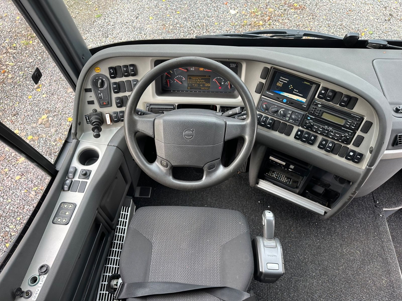 Лизинг на Volvo 9700 HD 6x2 Euro 5(9900*416 HD*Tourismo RHD-M) Volvo 9700 HD 6x2 Euro 5(9900*416 HD*Tourismo RHD-M): слика 12 Лизинг на Volvo 9700 HD 6x2 Euro 5(9900*416 HD*Tourismo RHD-M) Volvo 9700 HD 6x2 Euro 5(9900*416 HD*Tourismo RHD-M): слика 12